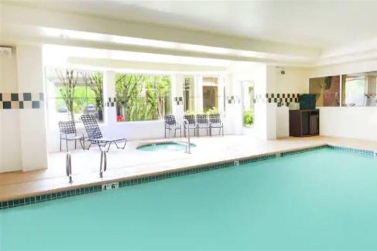 Hilton Garden Inn Seattle/Рентон Экстерьер фото