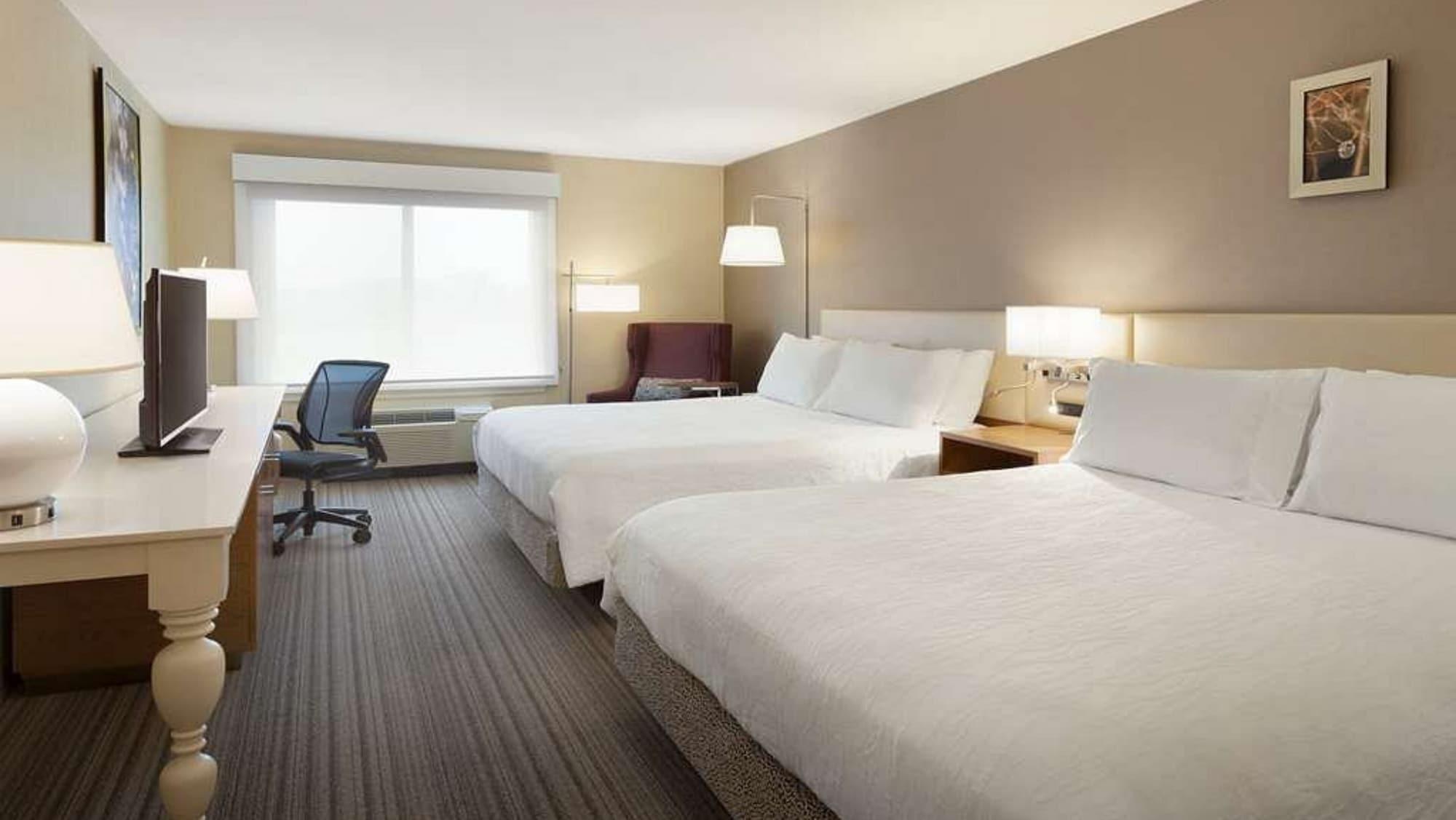 Hilton Garden Inn Seattle/Рентон Экстерьер фото